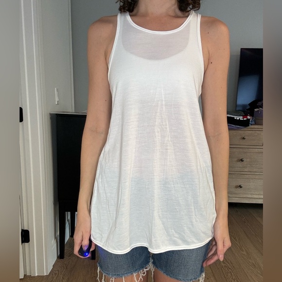 Lot of 3 Mossimo Open Back Tanks - Picture 4 of 10